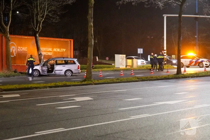Eenzijdig ongeval tegen boom