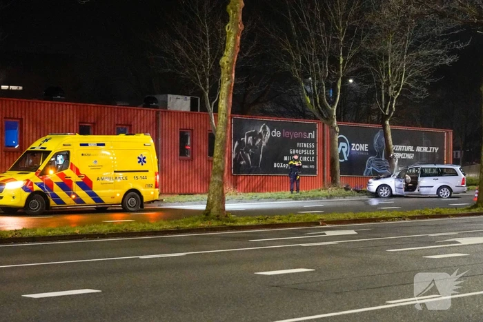 Eenzijdig ongeval tegen boom