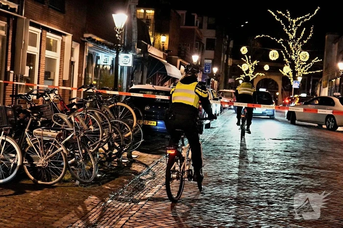 Voetganger ernstig gewond bij botsing met taxi
