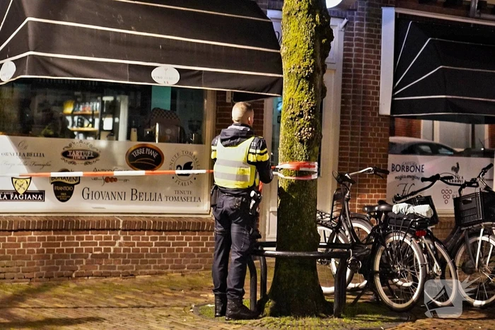 Voetganger ernstig gewond bij botsing met taxi