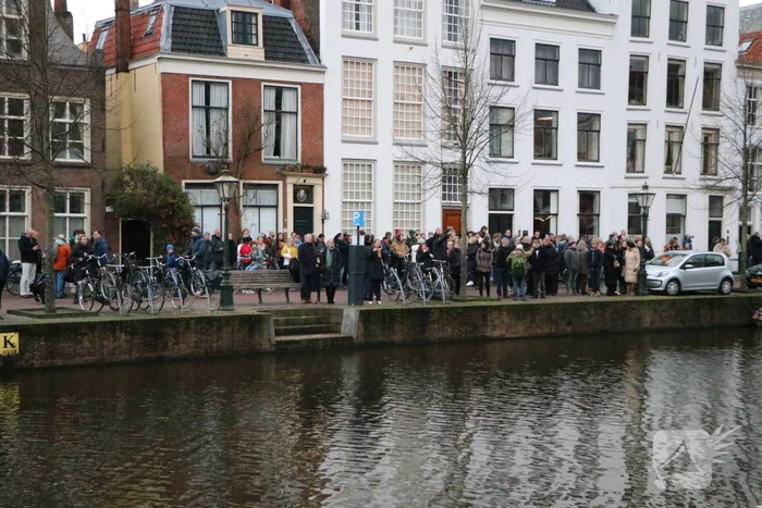 Brand op dak van bibliotheek