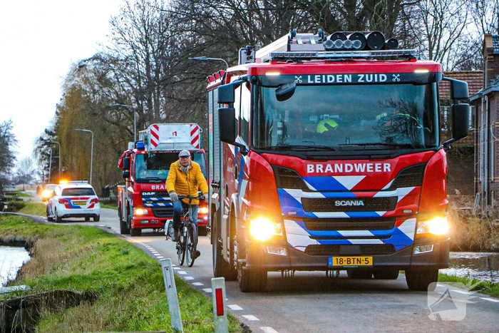 Omstanders redden scootmobiel bestuurder uit het water