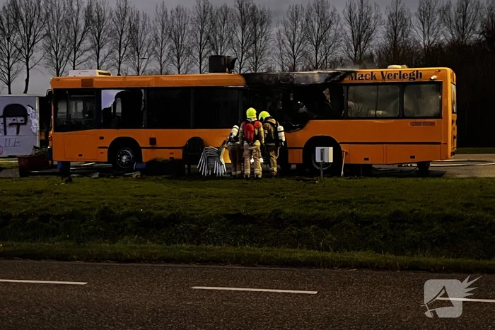 Foodtruck compleet uitgebrand