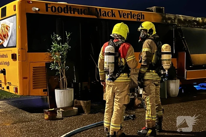 Foodtruck compleet uitgebrand