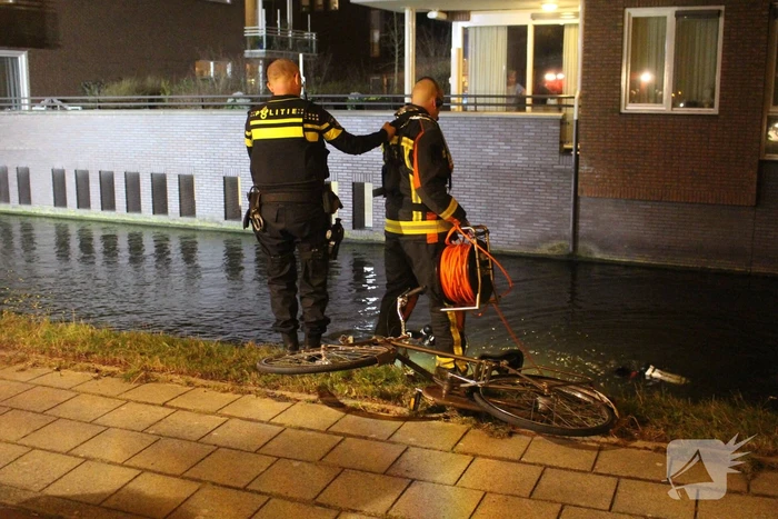 Duikers ingezet na aantreffen fiets