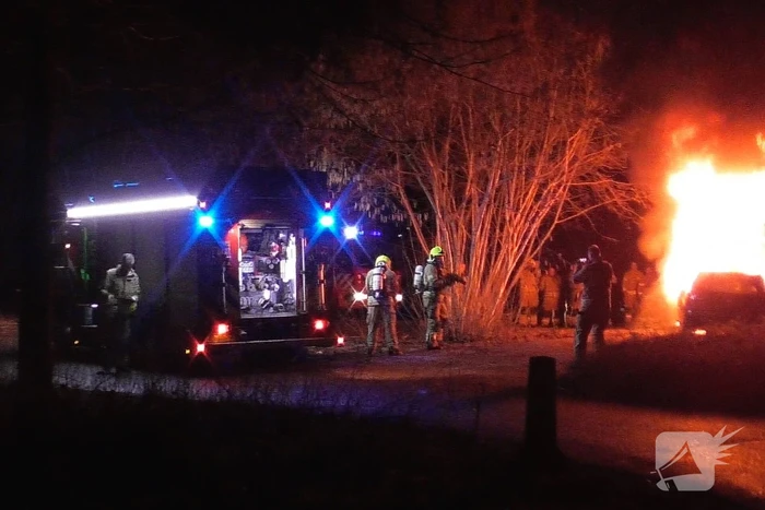 Flinke vlammen bij afscheid van brandweerman