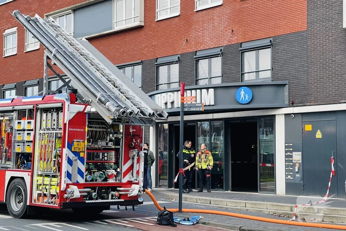 Winkelcentrum ontruimd vanwege brand