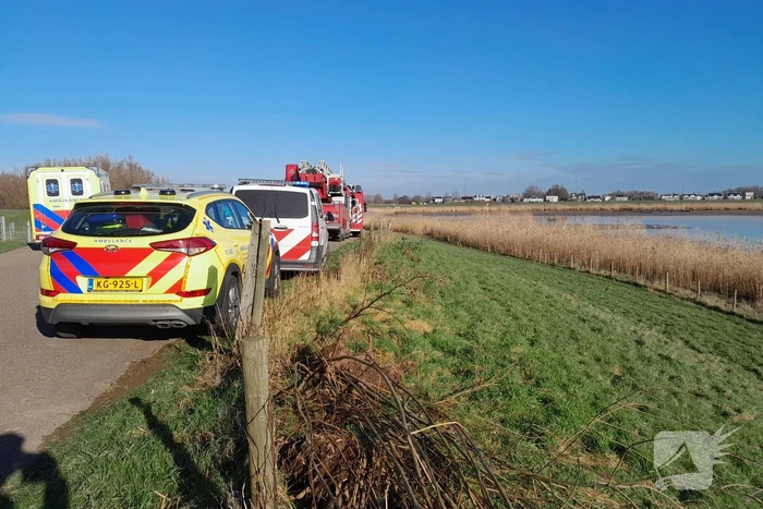 Veel inzet na aantreffen fiets langs het water