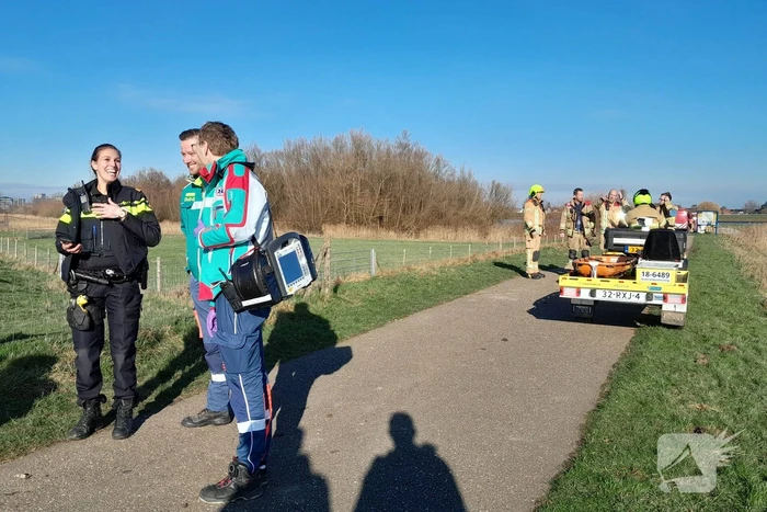 Veel inzet na aantreffen fiets langs het water