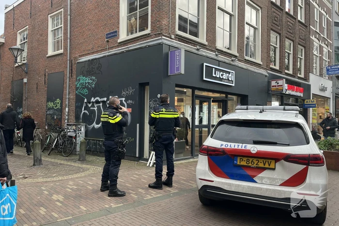 Politie zoekt verdachte na overval op juwelier