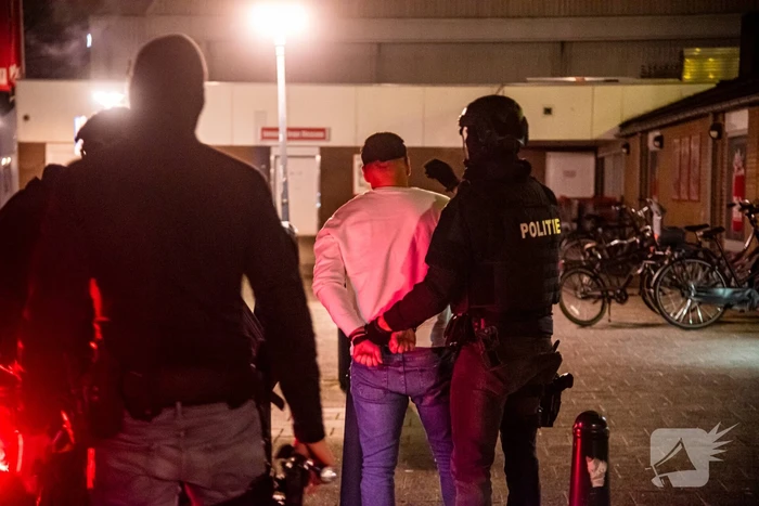 Man aangehouden door Team Parate Eenheid na geweldsincident Vlaardingen