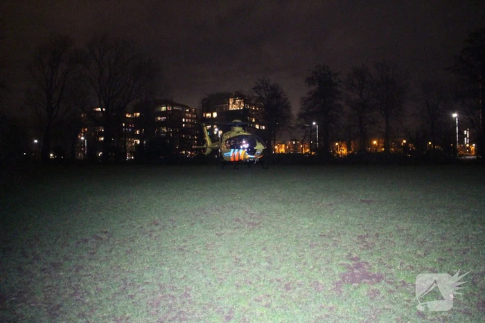 Traumahelikopter landt voor medisch noodgeval