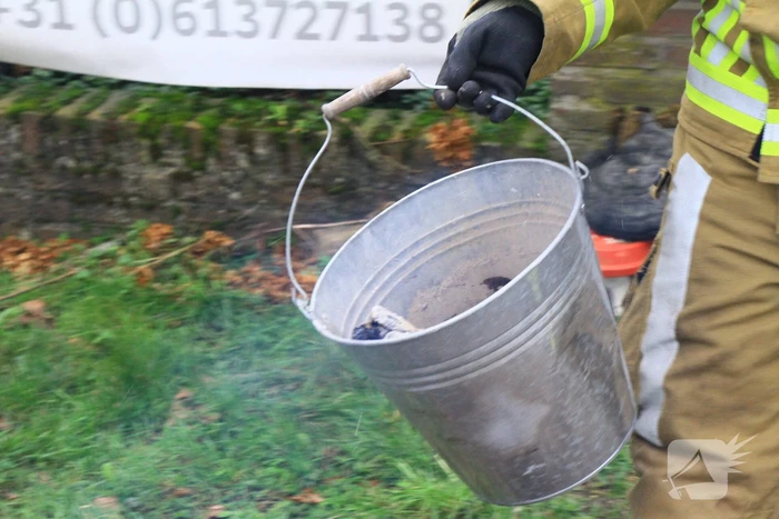 Schoorsteenbrand snel onder controle