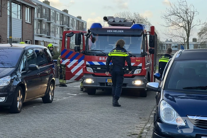 Buren slaan alarm bij brand in woning