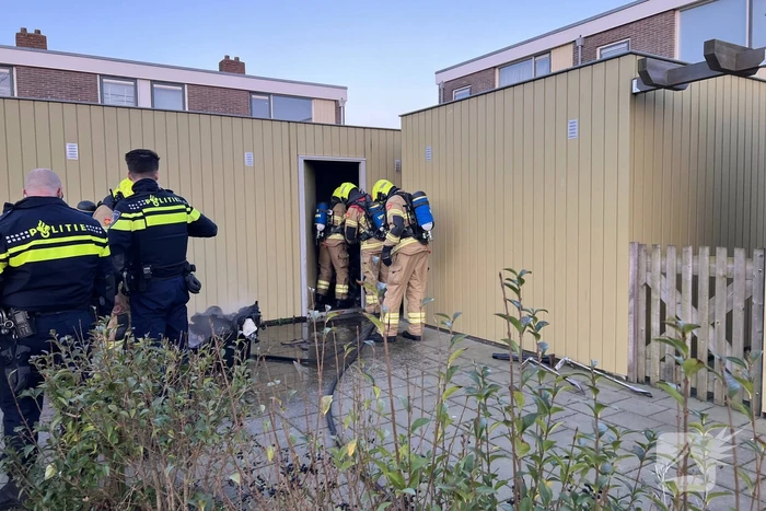 Schuurbrand snel onder controle