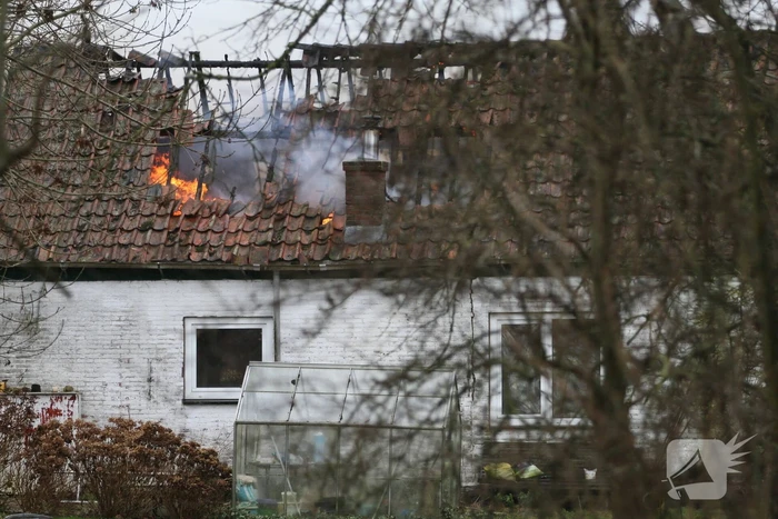 Kinderverblijf uit voorzorg ontruimd door grote brand