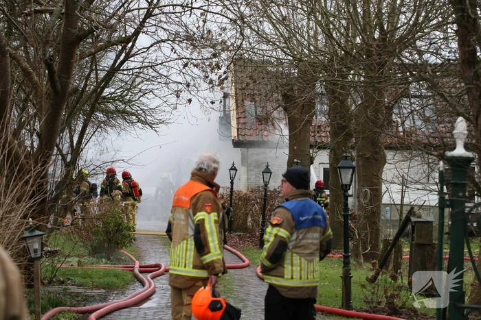 Kinderverblijf uit voorzorg ontruimd door grote brand