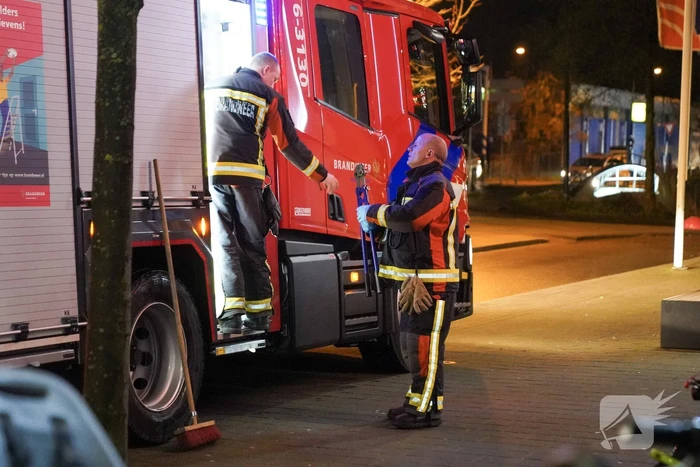 Persoon vast met hand in restaurant