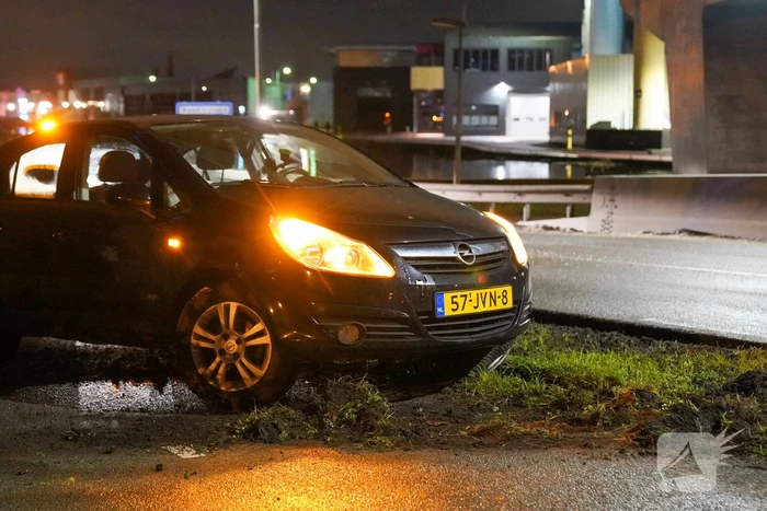 Gewonde bij ongeval tussen twee auto's