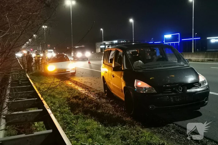 Schade bij kop-staartbotsing op snelweg