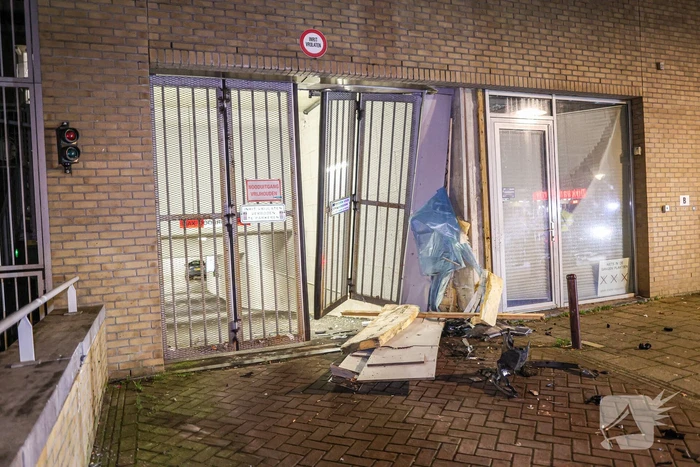 Automobilist ramt pui parkeergarage na achtervolging