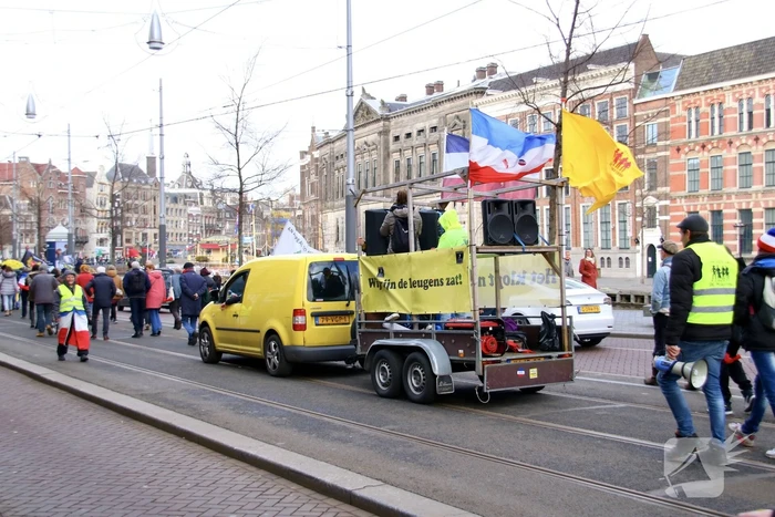 Demonstratie Amsterdam tegen beleid overheid