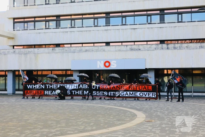 Demonstratie bij Mediapark in Hilversum