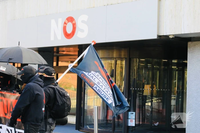 Demonstratie bij Mediapark in Hilversum