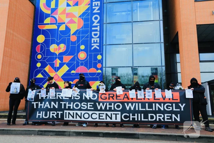 Demonstratie bij Mediapark in Hilversum