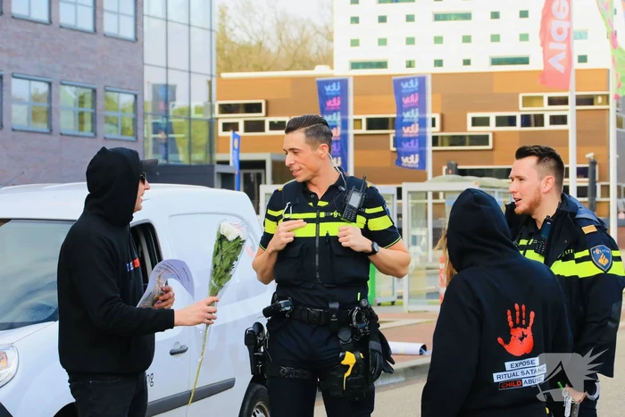 Demonstratie bij Mediapark in Hilversum