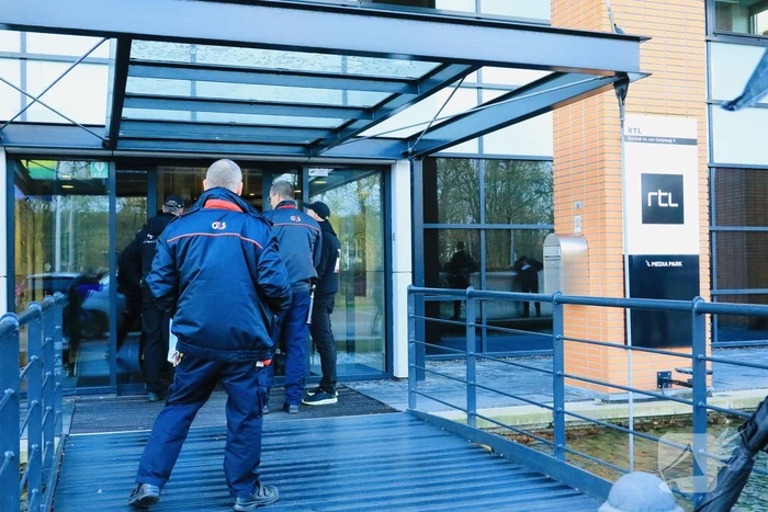 Demonstratie bij Mediapark in Hilversum