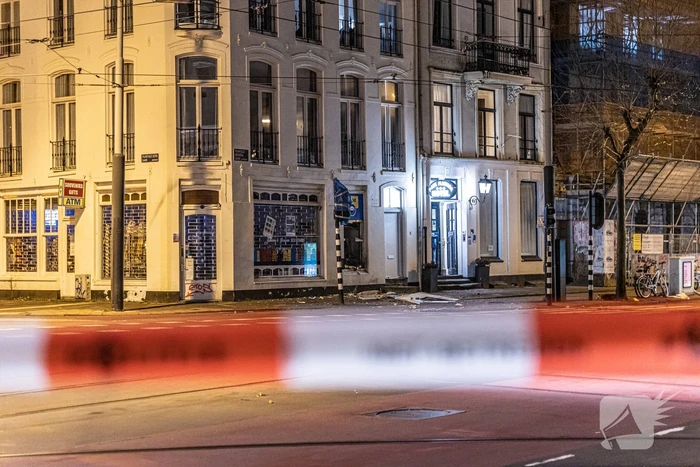 Plofkraak op geldautomaat bij souvenirwinkel