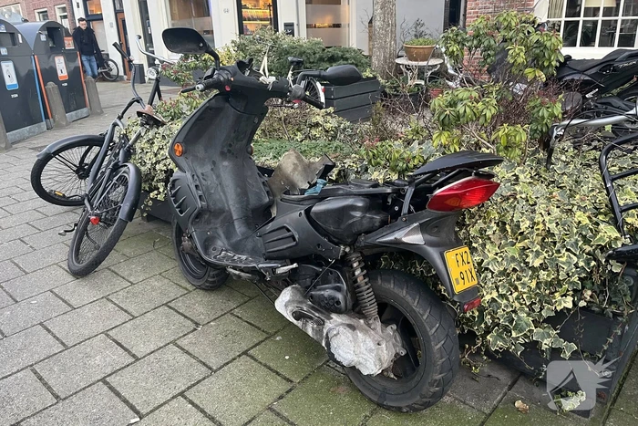Scooterrijder gewond bij botsing met auto