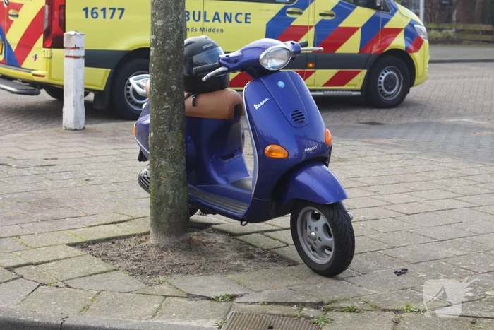 Botsing tussen bus en scooter