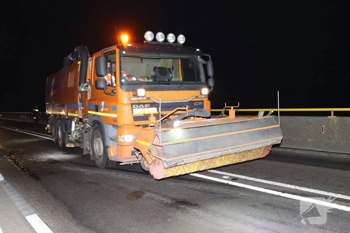 Twee voertuigen botsen op elkaar- Zeelandbrug dicht