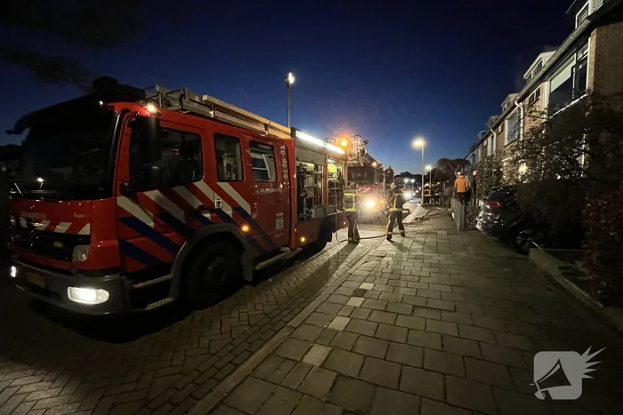 Schoorsteenbrand zorgt voor flinke rookontwikkeling