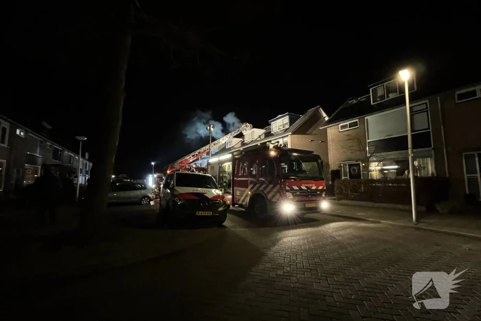 Schoorsteenbrand zorgt voor flinke rookontwikkeling