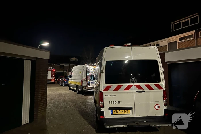 Brandweer onderzoekt hinderlijke lucht bij woning