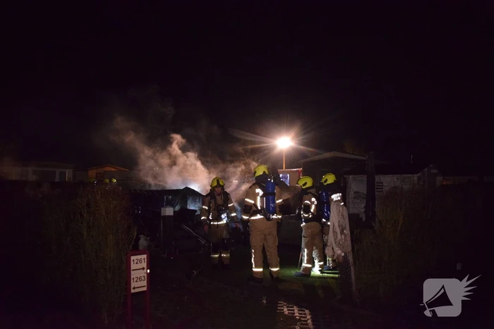 Stacaravan volledig uitgebrand op camping