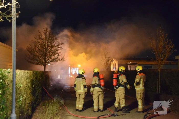 Stacaravan volledig uitgebrand op camping