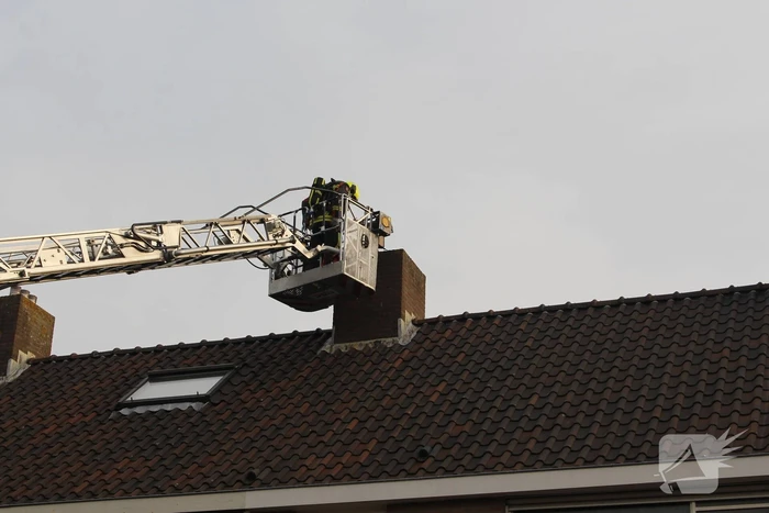 Schoorsteenbrand snel gedoofd