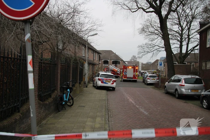 Veel rook bij brand in woning