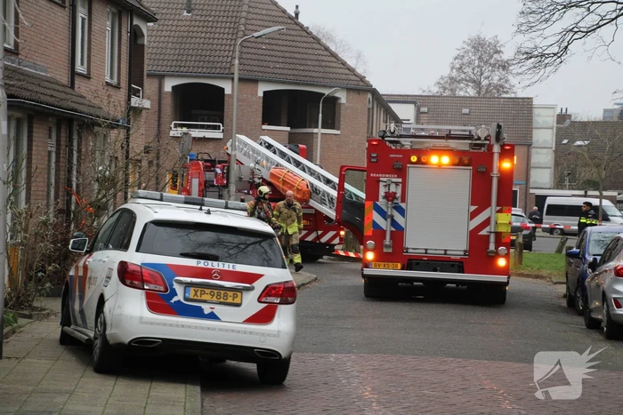 Veel rook bij brand in woning