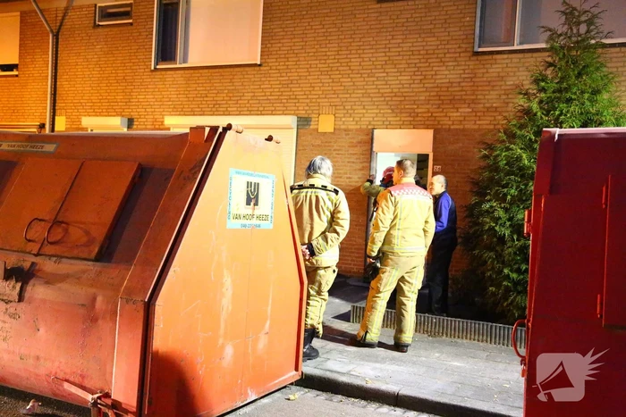 Brandweer onderzoekt gaslucht in woning