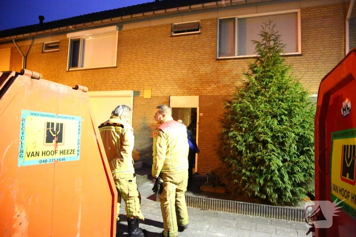 Brandweer onderzoekt gaslucht in woning