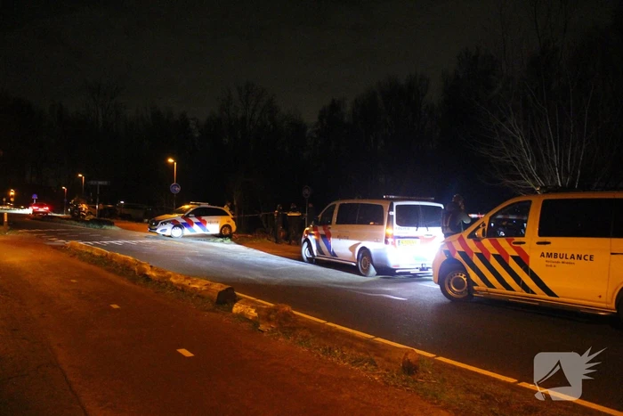 Twee gewonden en drie aanhoudingen na mogelijke ontvoering, politie lost schoten