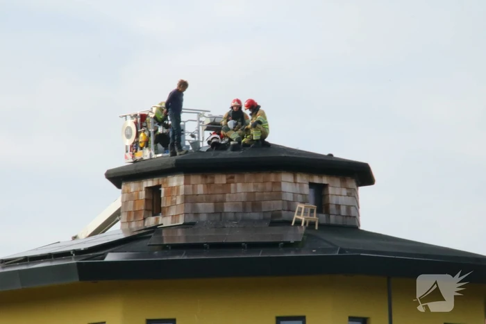 Beginnende dakbrand snel onder controle