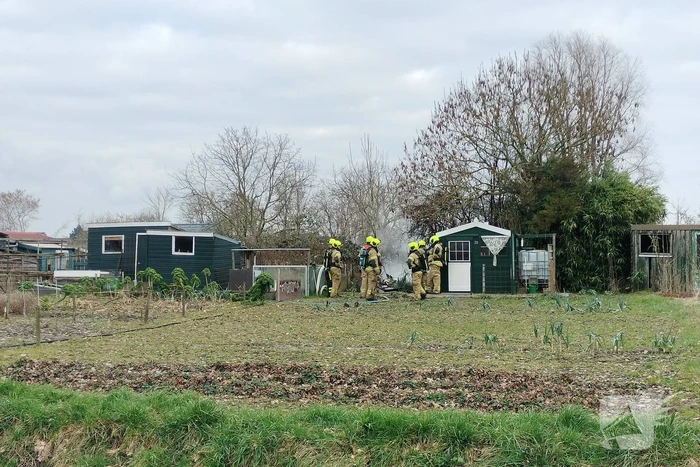 Schuur in volkstuin uitgebrand