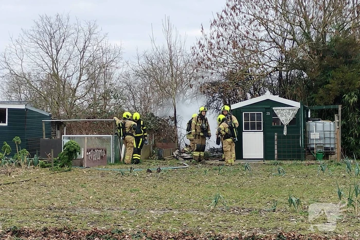Schuur in volkstuin uitgebrand