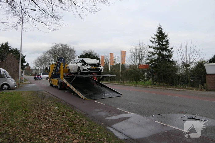 Afslaande automobilist te laat opgemerkt
